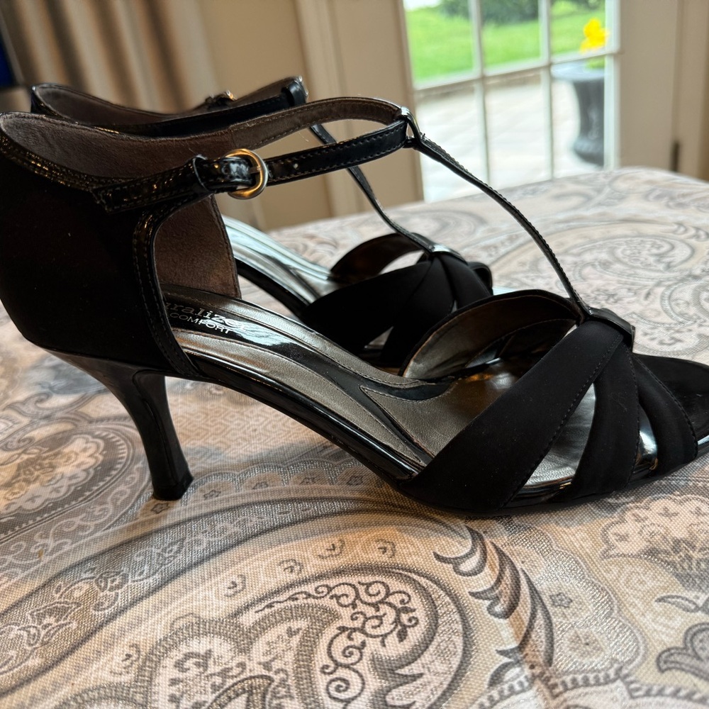 Elegant Black Women's Heels